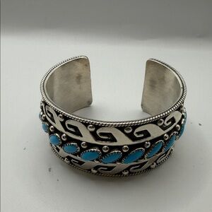 Turquoise Stone Silver Cuff Bracelet - Women Jewelry
